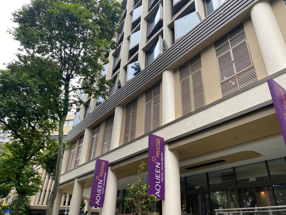 Aqueen Prestige Hotel Jalan Besar Сингапур Экстерьер фото